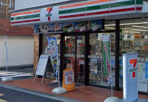 コンビニ　セブンイレブン 大田区東雪谷店（コンビニ）まで243m