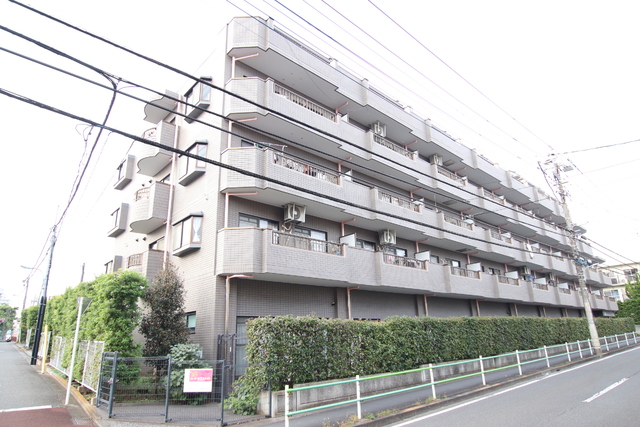 建物外観　★急行停車「調布」駅まで徒歩１４分★
