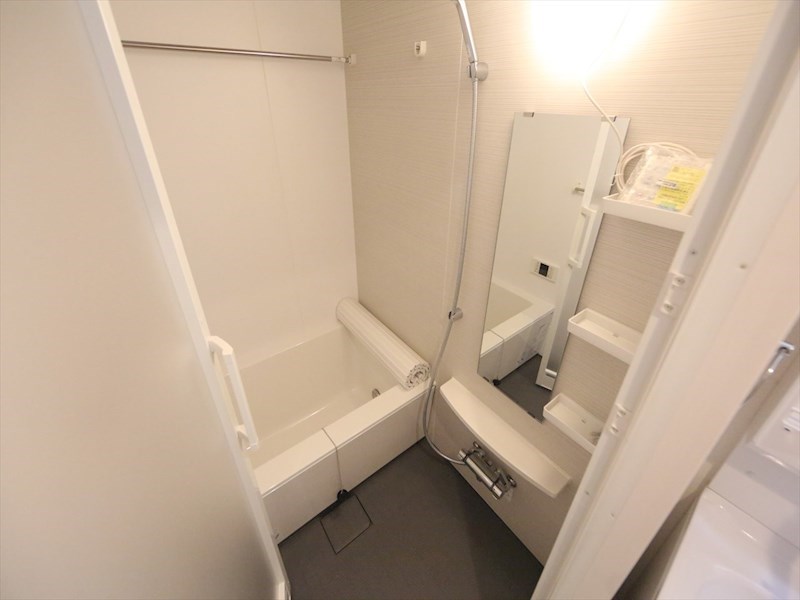 ＪＲ中央本線 鶴舞駅 徒歩10分 12階建 築8年の風呂写真