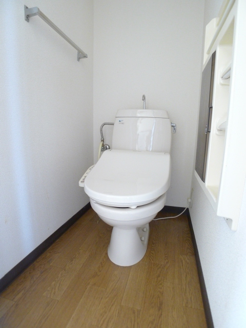 洗面設備　他の部屋の写真。実際と内装・設備が異なる場合あり