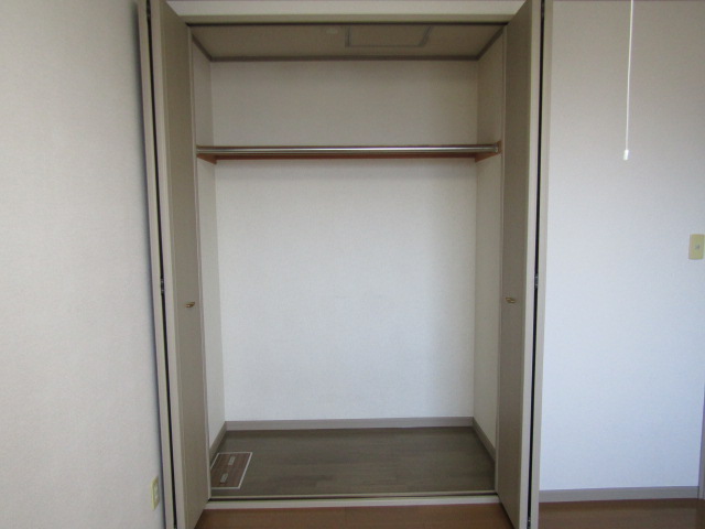 収納　クローゼット