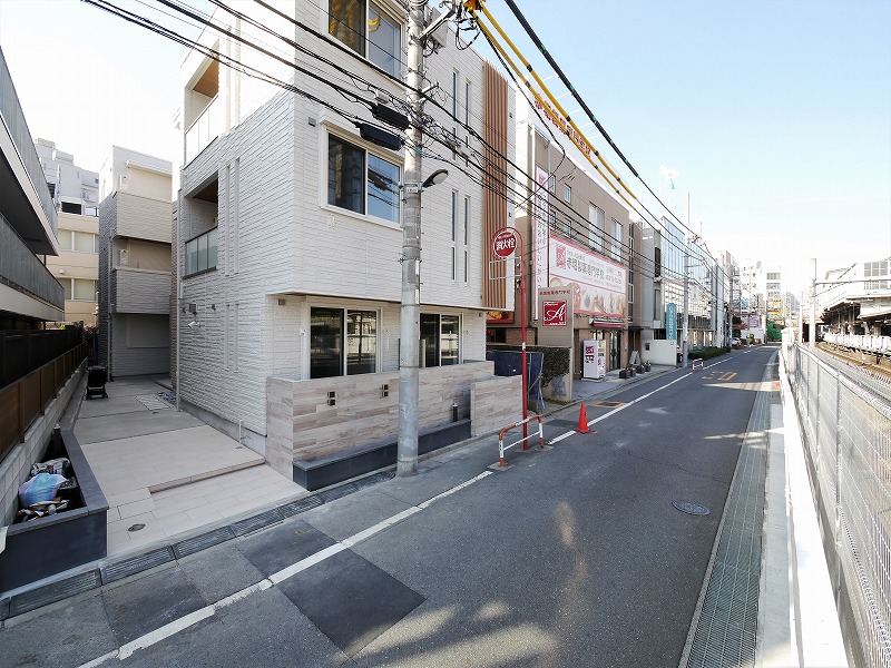 建物外観　JR山手線目白駅より徒歩4分の駅近オートロックシャーメゾン