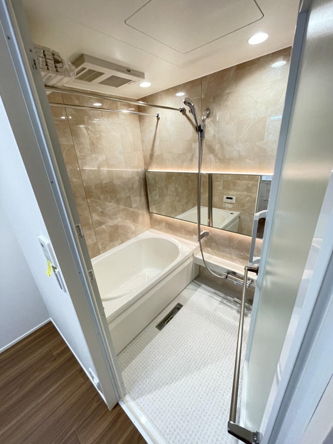 バス・シャワールーム