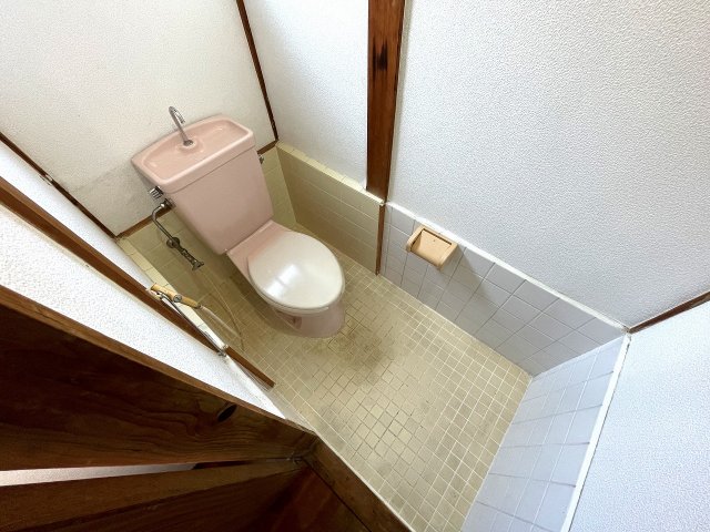 【大和高田市大字市場のアパートのトイレ】
