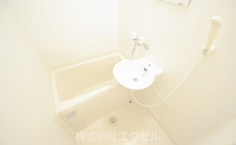 洗面設備　同等タイプのイメージ写真です。