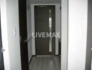 玄関　★《見学予約受け付け中》設備充実のハイグレード賃貸マンション