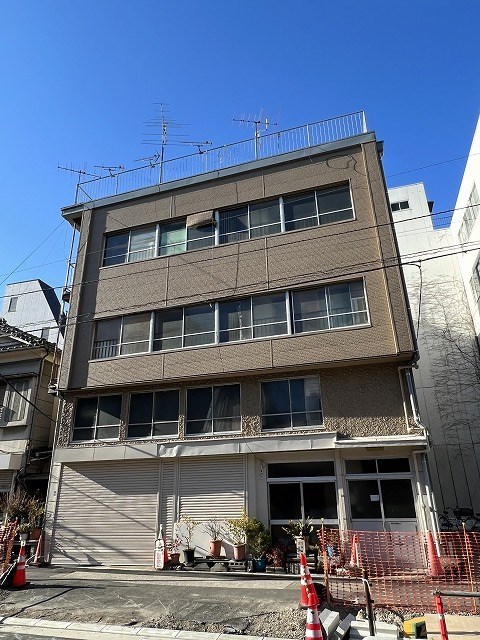 墨田区向島のマンションの建物外観