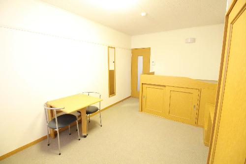 居室・リビング　当社でも人気があるベッドタイプの間取り♪