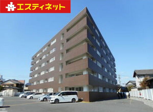 半田市乙川町のマンションの建物外観