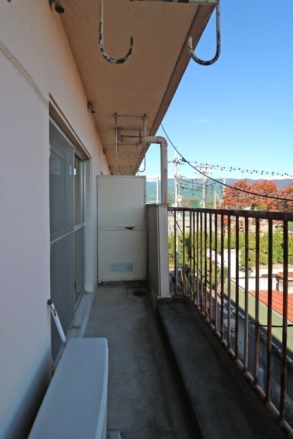 バルコニー　バルコニー