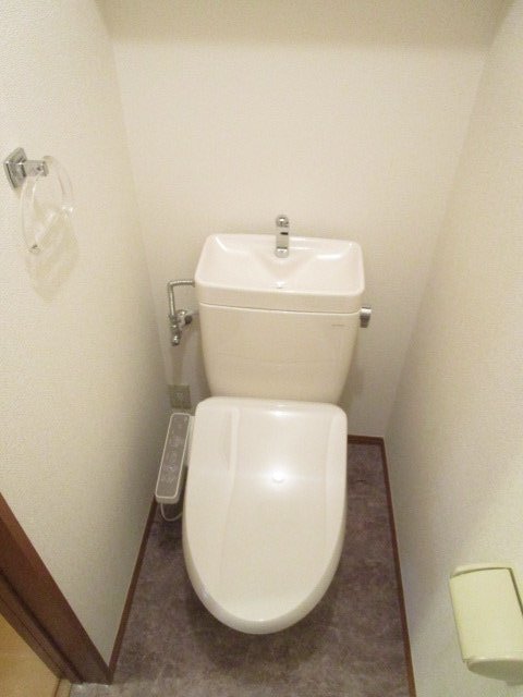 トイレ　シャワートイレ