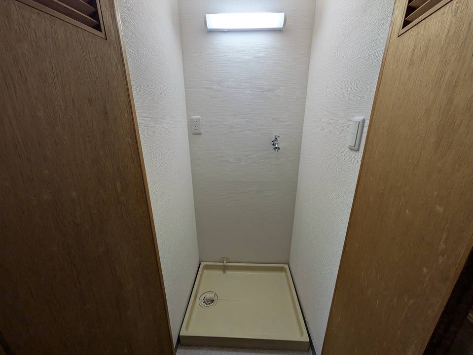 洗面設備　洗濯機置場