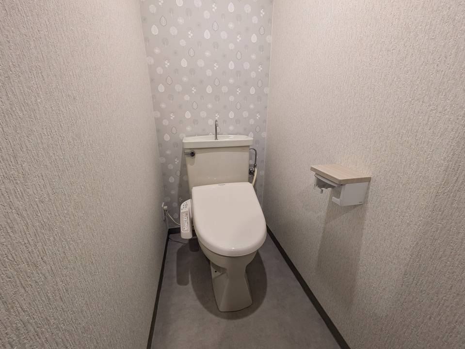 トイレ　トイレ