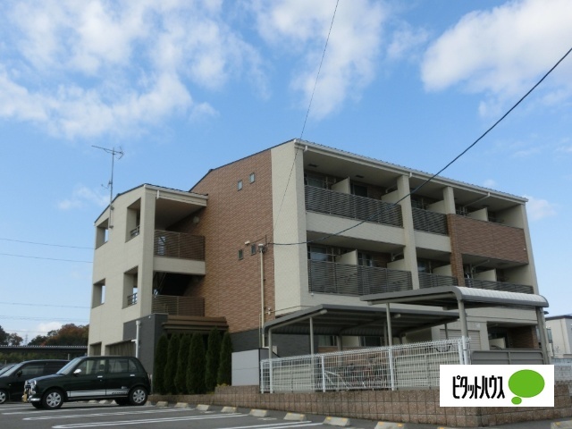 【大津市本堅田のマンションの建物外観】