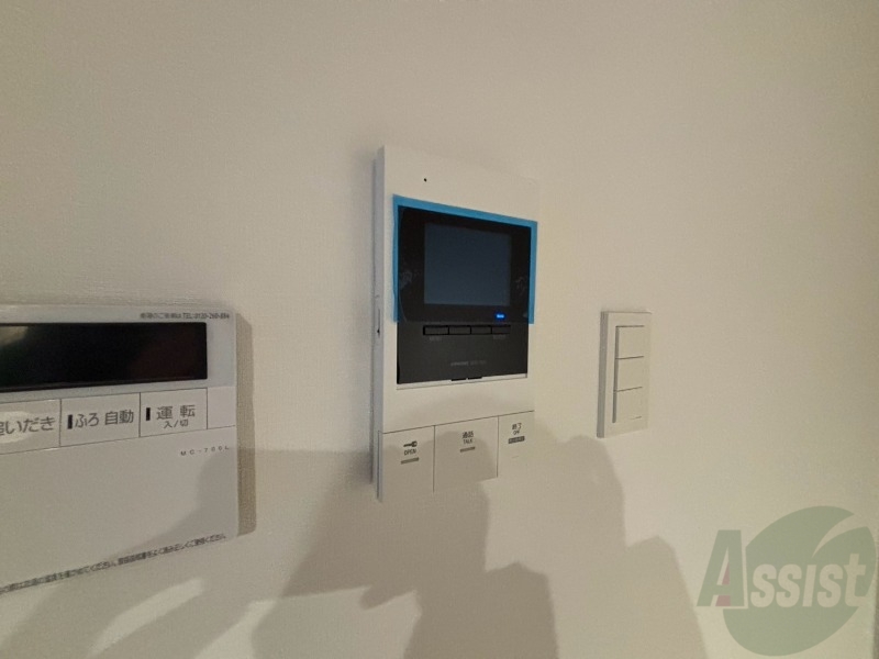 セキュリティ　ＴＶモニター付インターホンです。来客者の顔が見えるので安心！