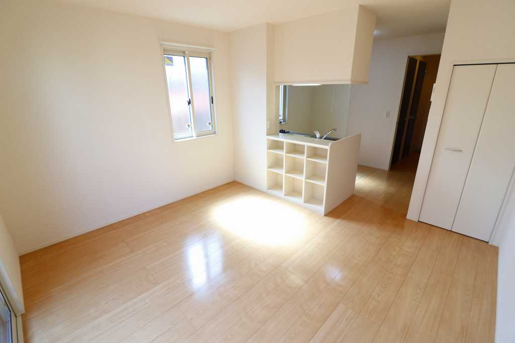 居室・リビング　※同物件、別部屋になります。