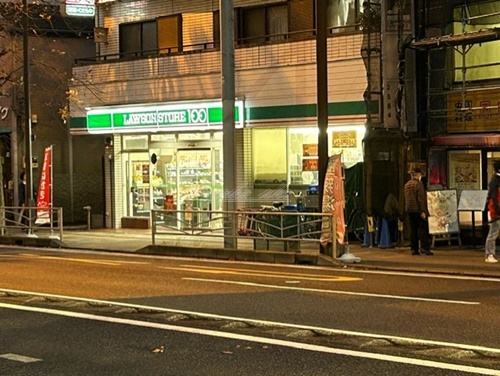 コンビニ　ローソンストア100 金沢八景店（コンビニ）まで278m