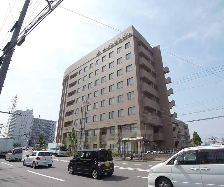 【京都市伏見区羽束師鴨川町のマンションの病院】