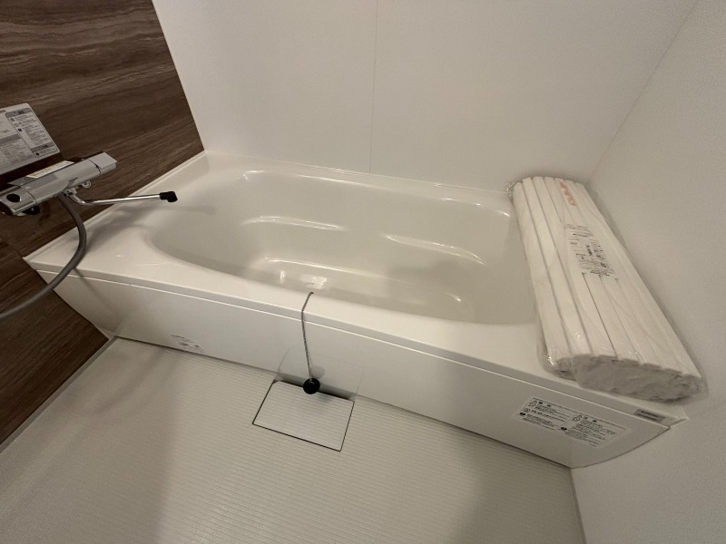 バス・シャワールーム　湯船につかれます♪