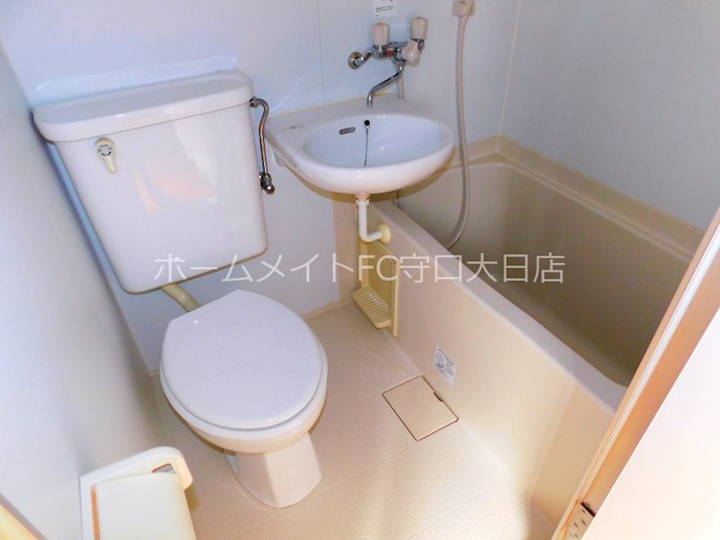 バス・シャワールーム