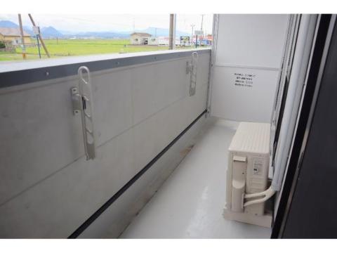 バルコニー　ベランダ