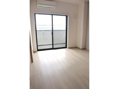 居室・リビング　室内