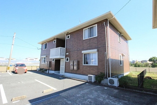 建物外観　外観もきれいです