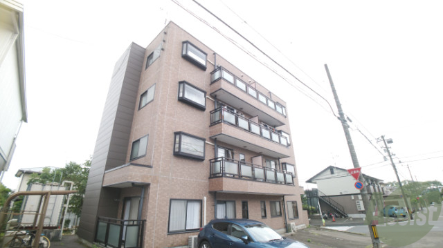 建物外観　仙台市泉区長命ヶ丘４丁目「クリスタルハーモニー」