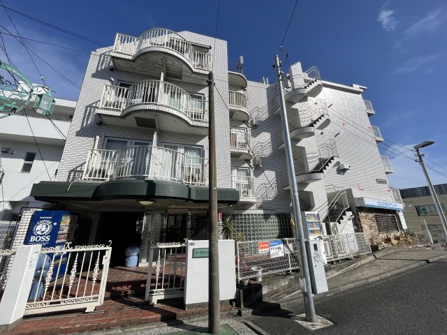 建物外観　能見台駅から徒歩２分のマンションです！