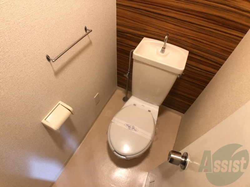 トイレ　こちらはトイレです。お手入れも楽ちんです！