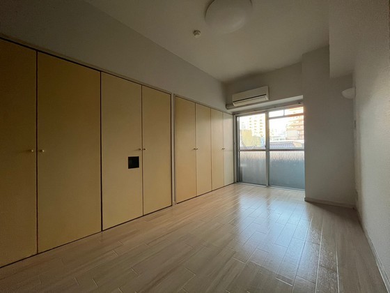 居室・リビング　※別号室のお写真になります。