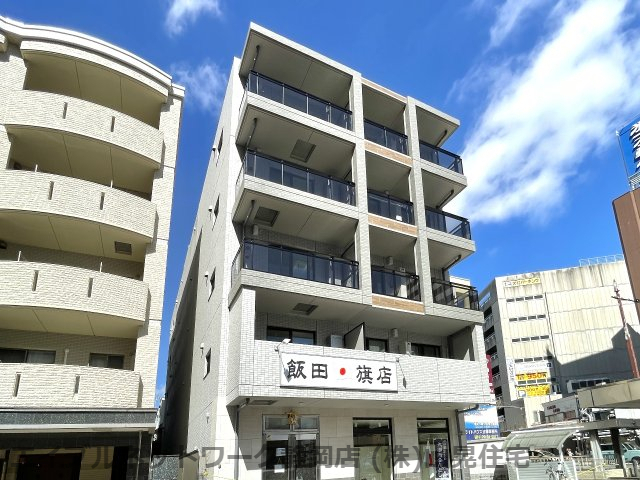 建物外観　落ち着いた雰囲気の外観です