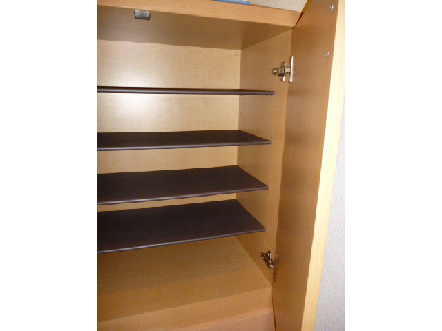 その他設備　下駄箱