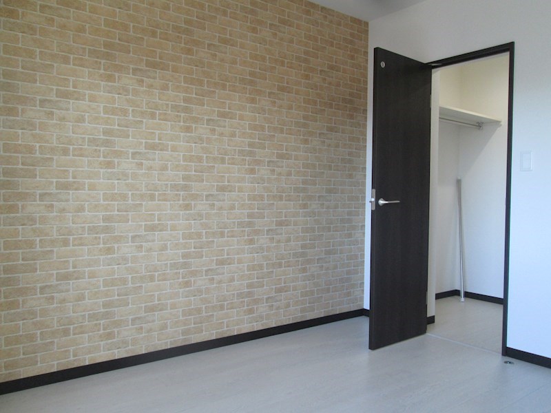 居室・リビング　アクセントクロス仕様