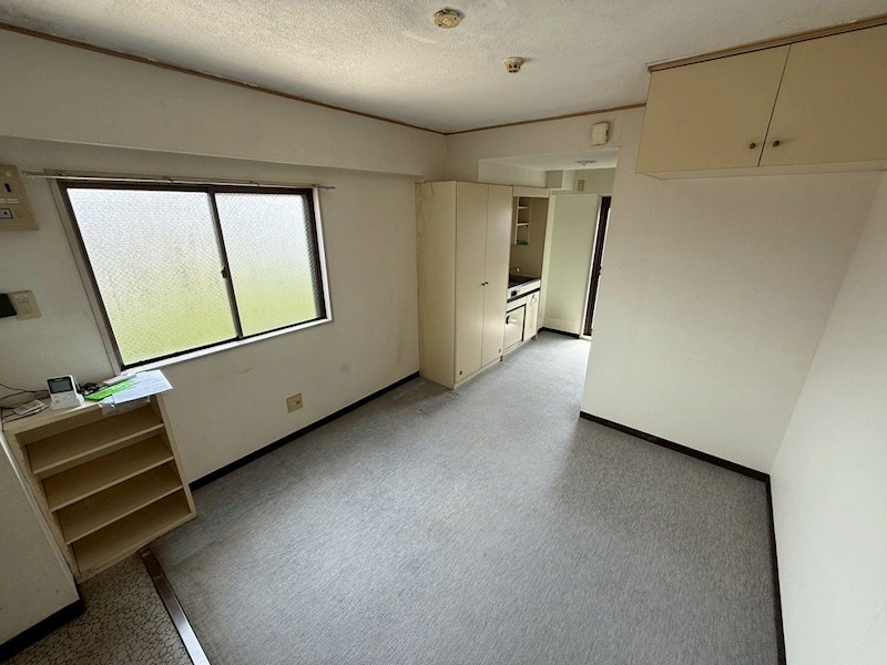 居室・リビング　反転間取参照