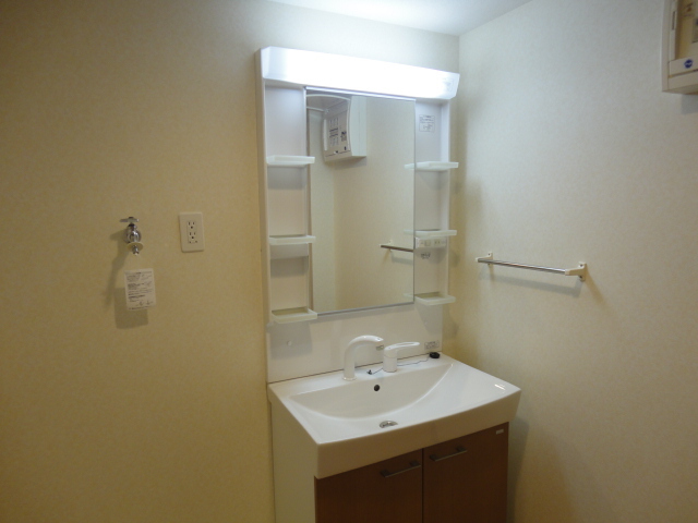 洗面設備　洗髪洗面化粧台