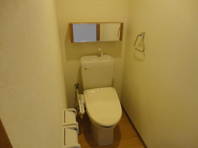 トイレ　シャワー付トイレ