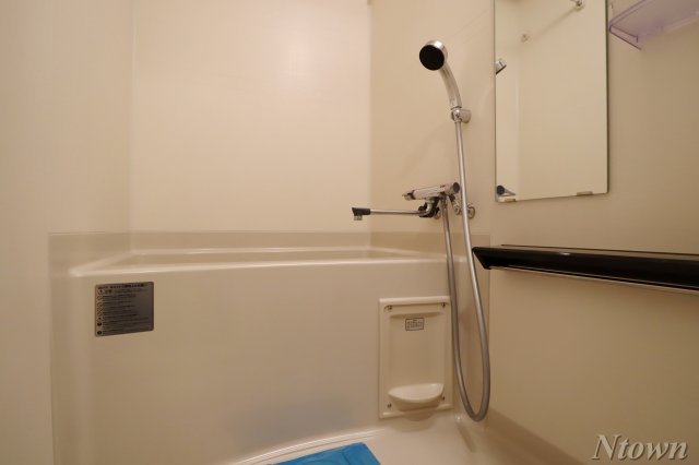 バス・シャワールーム　お風呂です