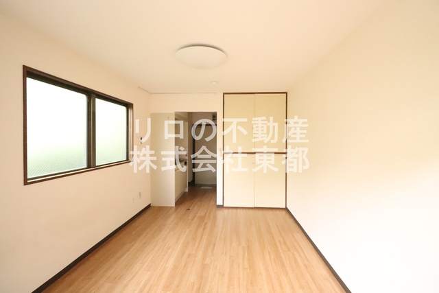 その他部屋・スペース　窓から暖かな日差しが入ります♪