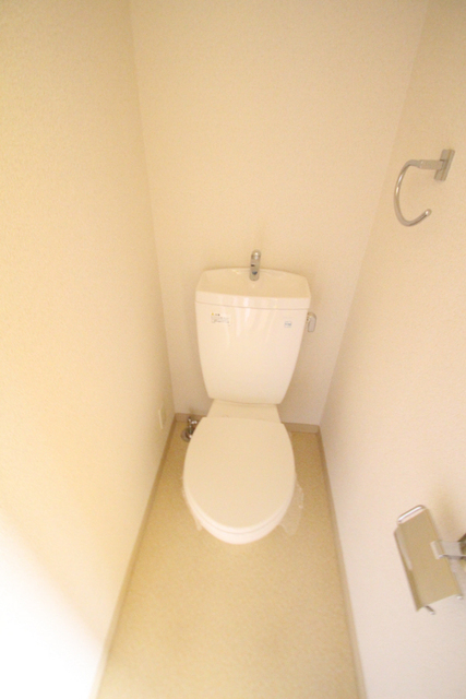 トイレ　同間取の別室参考写真です。