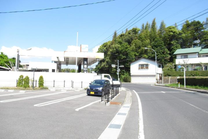 その他　前面道路（その他）まで10m