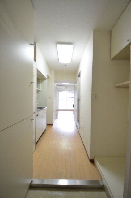 玄関　★玄関周りも窮屈になりません★