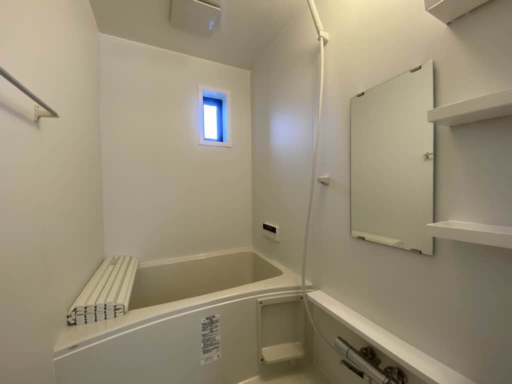 バス・シャワールーム　バスルーム