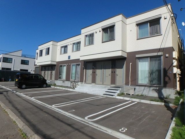 アブニールの建物外観