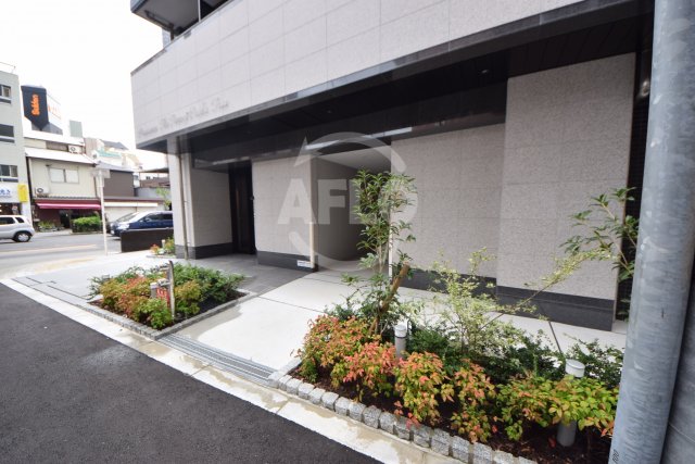 エントランス　プレサンス THE TENNOJI 逢阪トゥルー　エントラン