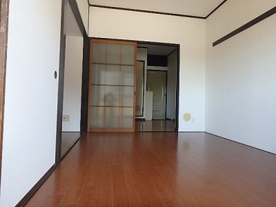 居室・リビング　※別部屋の写真です