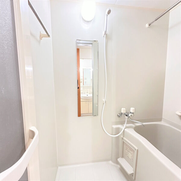 バス・シャワールーム　別室の参考写真です。※現況優先