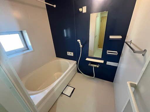 バス・シャワールーム　忙しい日々の中でリラックスタイムにゆったりとご利用下さい。