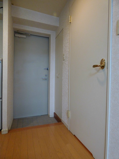 玄関　※写真と異なる場合は現状優先。