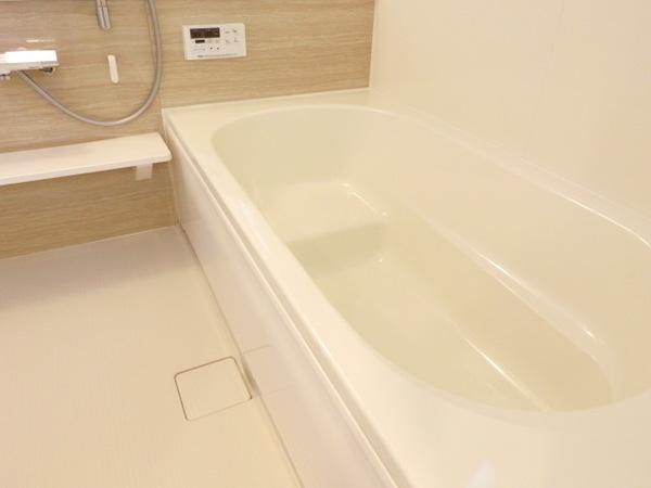 バス・シャワールーム　同施工会社イメージ。